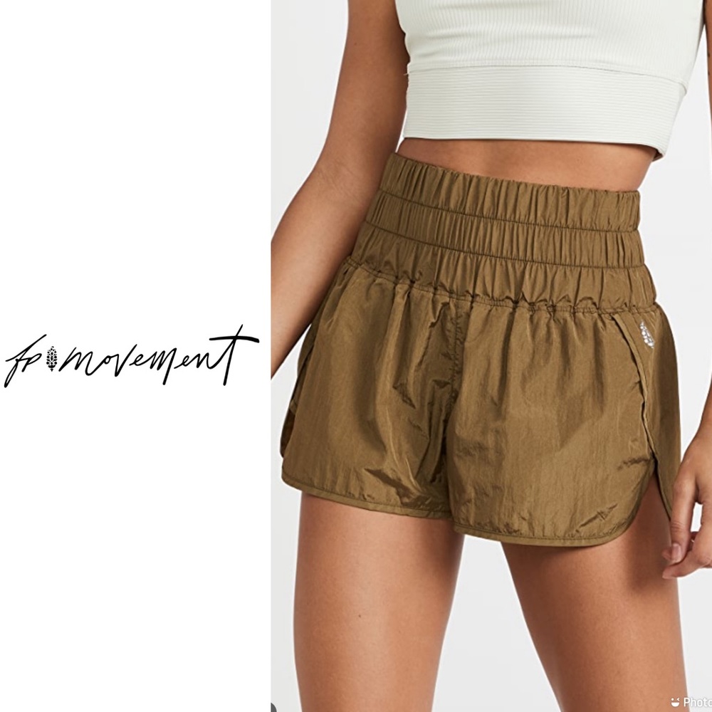 Free People FP Movement the Way home short - olive green